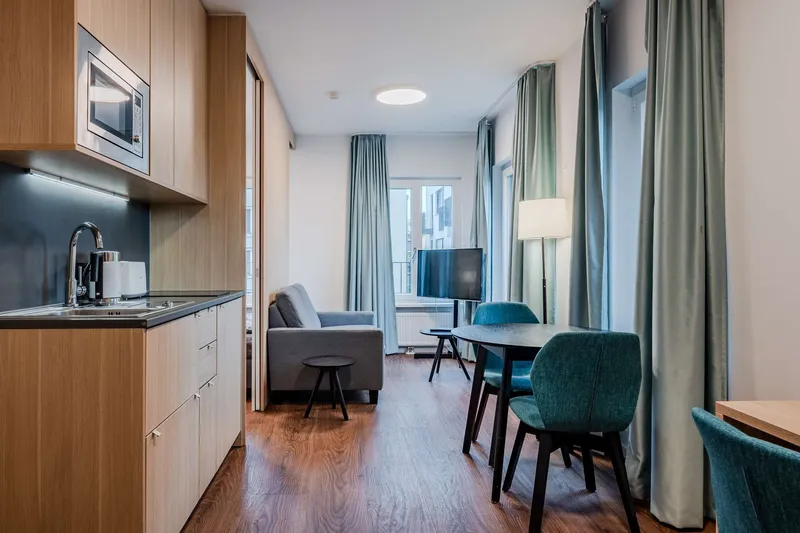 ALL-INKLUSIVE-MIETE: Hochwertige 2-Zimmerwohnung mit Concierge nah am Hauptbahnhof — photo 1
